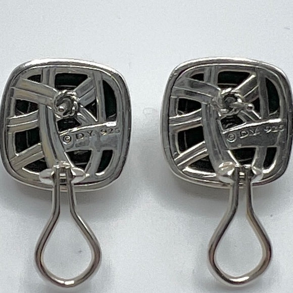 DAVID YURMAN
Sterling Silver Black Onyx 11mm Albion Earrings - Picture 9 of 12